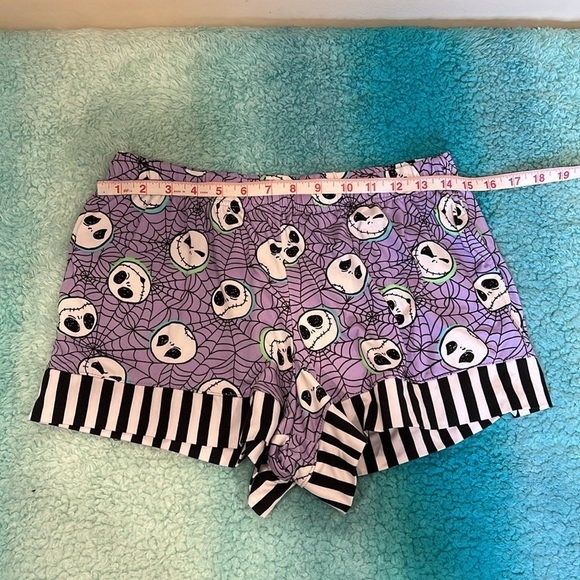 🔥Disney Purple Pajama Top with Whimsical Skulls🔥 - Picture 7 of 10